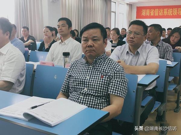 68108ed8391b4208a61b191a8dfdc715